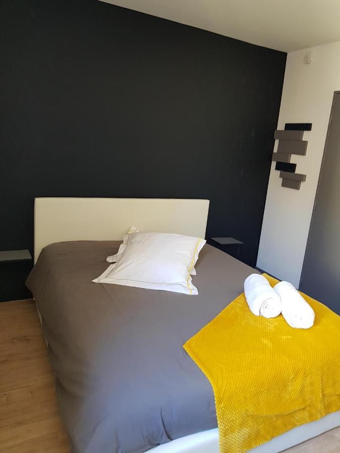Aparthotel Au Detour De Gournay Esterno foto
